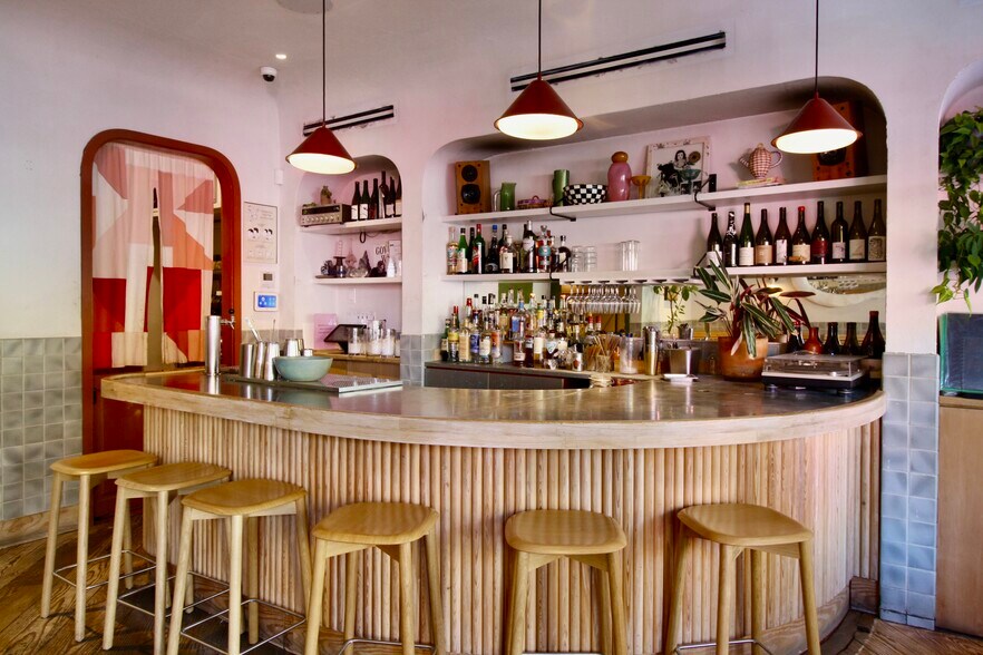 676 Flushing Ave, Brooklyn, NY à louer - Photo du bâtiment - Image 3 de 4