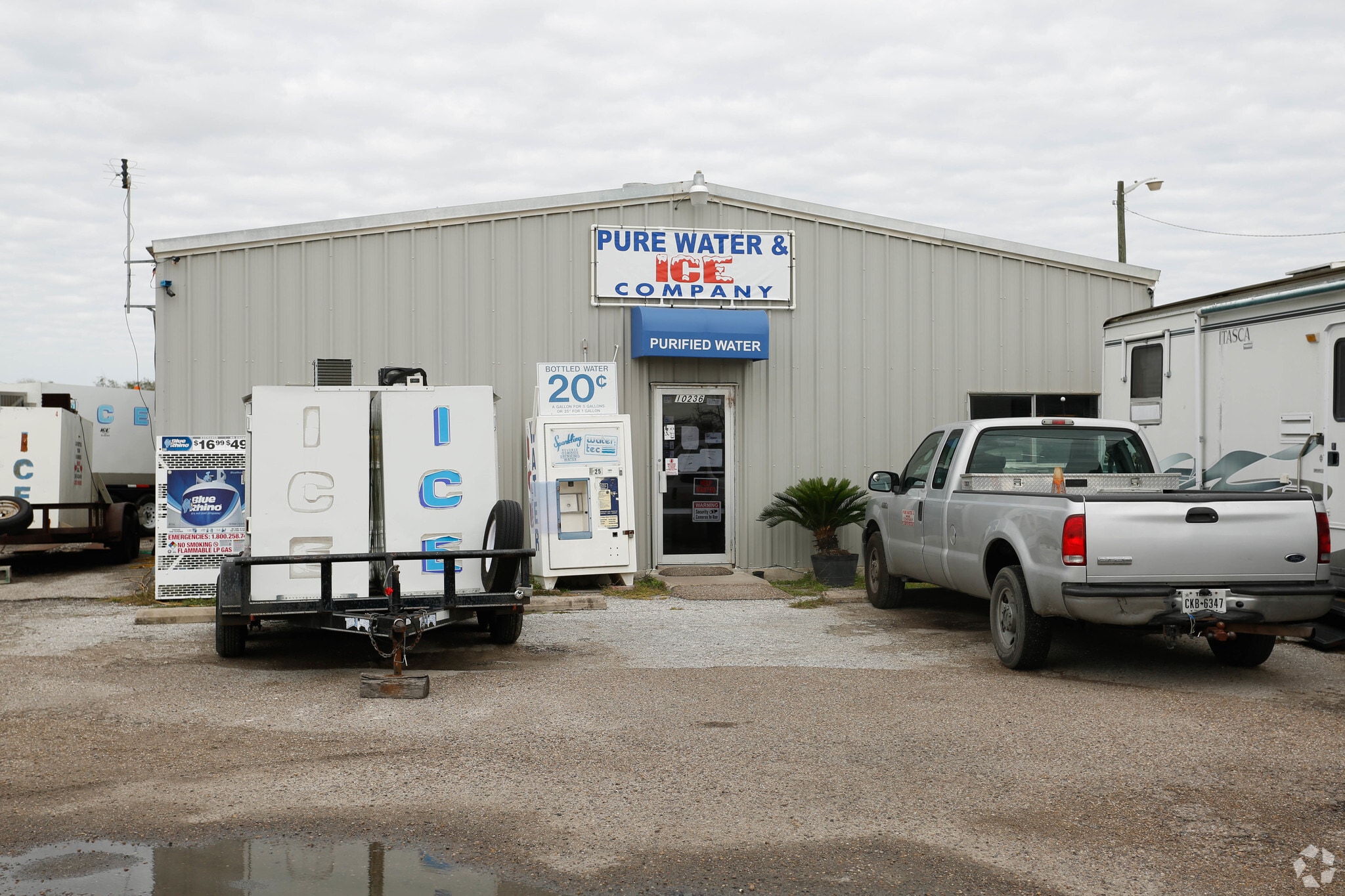 10236 Leopard St, Corpus Christi, TX for lease Building Photo- Image 1 of 2