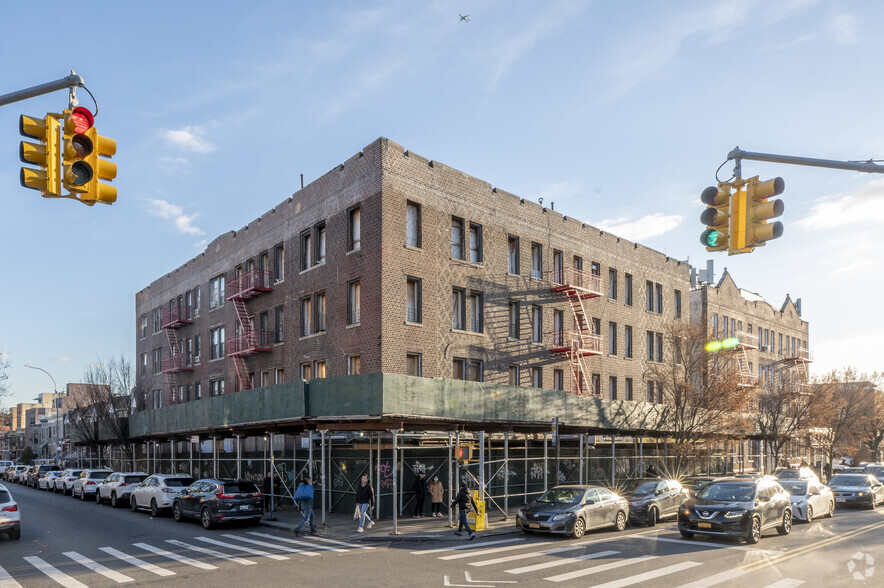 702 54th St, Brooklyn, NY for sale - Primary Photo - Image 1 of 1