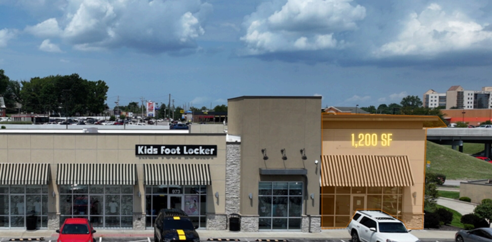 500 Northwest Plaza Dr, Saint Ann, MO for lease Primary Photo- Image 1 of 7