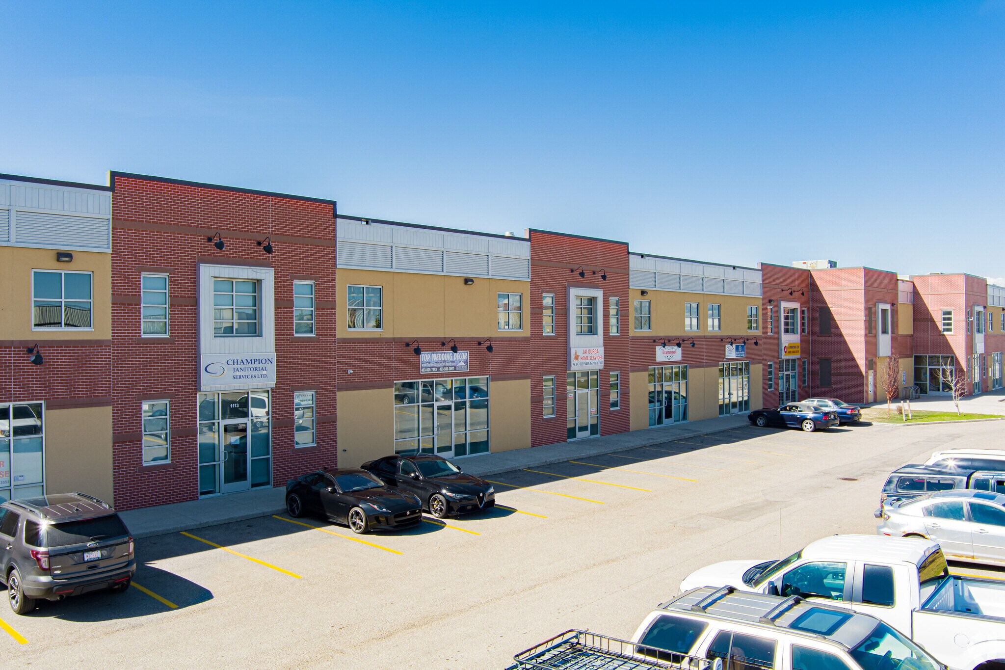 3961 52nd Ave NE, Calgary, AB for sale Primary Photo- Image 1 of 1