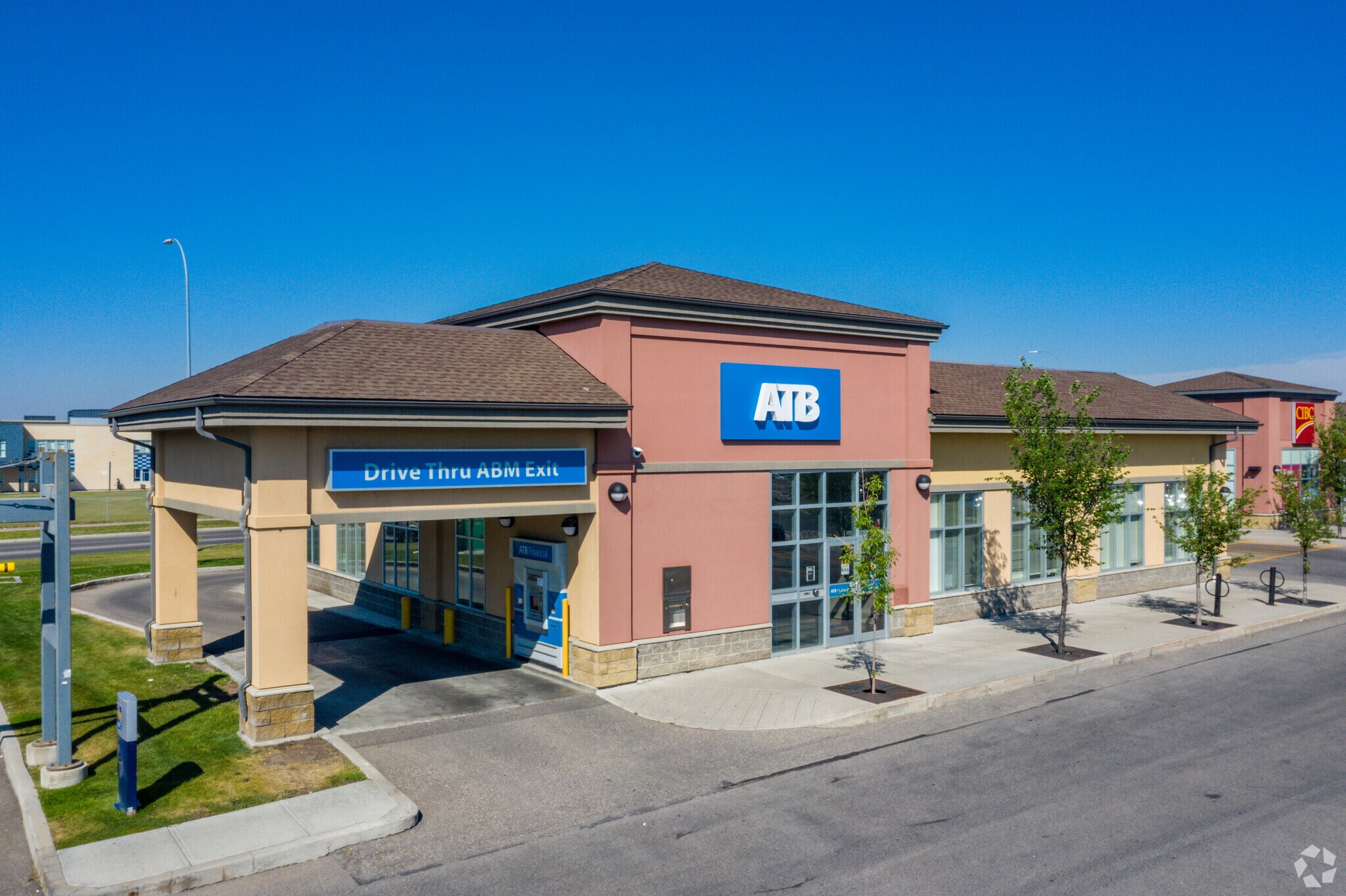 50 Saddletowne Cir NE, Calgary, AB for sale Primary Photo- Image 1 of 5