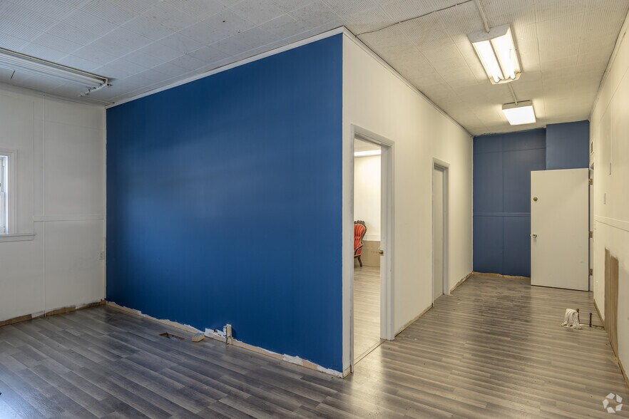 400 Cherry Ave SE, Canton, OH à louer - Photo intérieure - Image 2 de 19