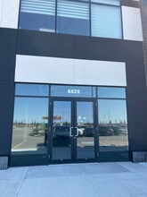 6828 178 Av NW, Edmonton, AB for lease Interior Photo- Image 1 of 2