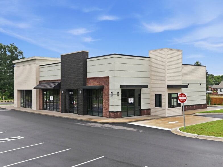 2620 Dickinson Ave, Greenville, NC for lease - Building Photo - Image 2 of 20