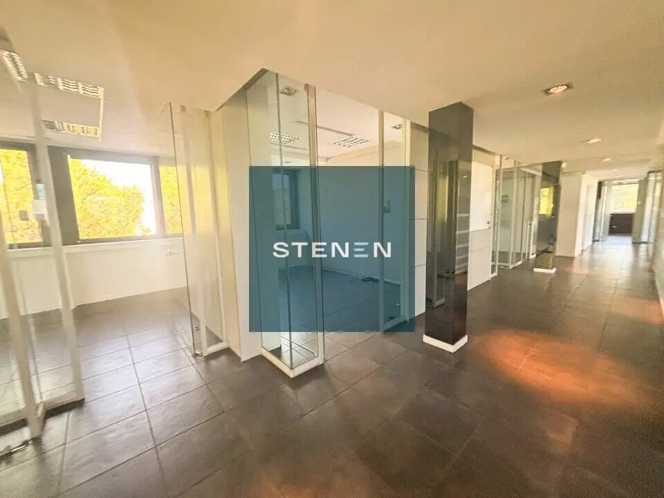 52 Avenue De Hambourg, Marseille for lease Interior Photo- Image 1 of 7