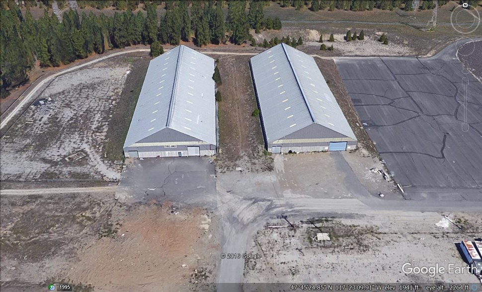 2111 E Hawthorne Rd, Mead, WA for lease - Building Photo - Image 2 of 4