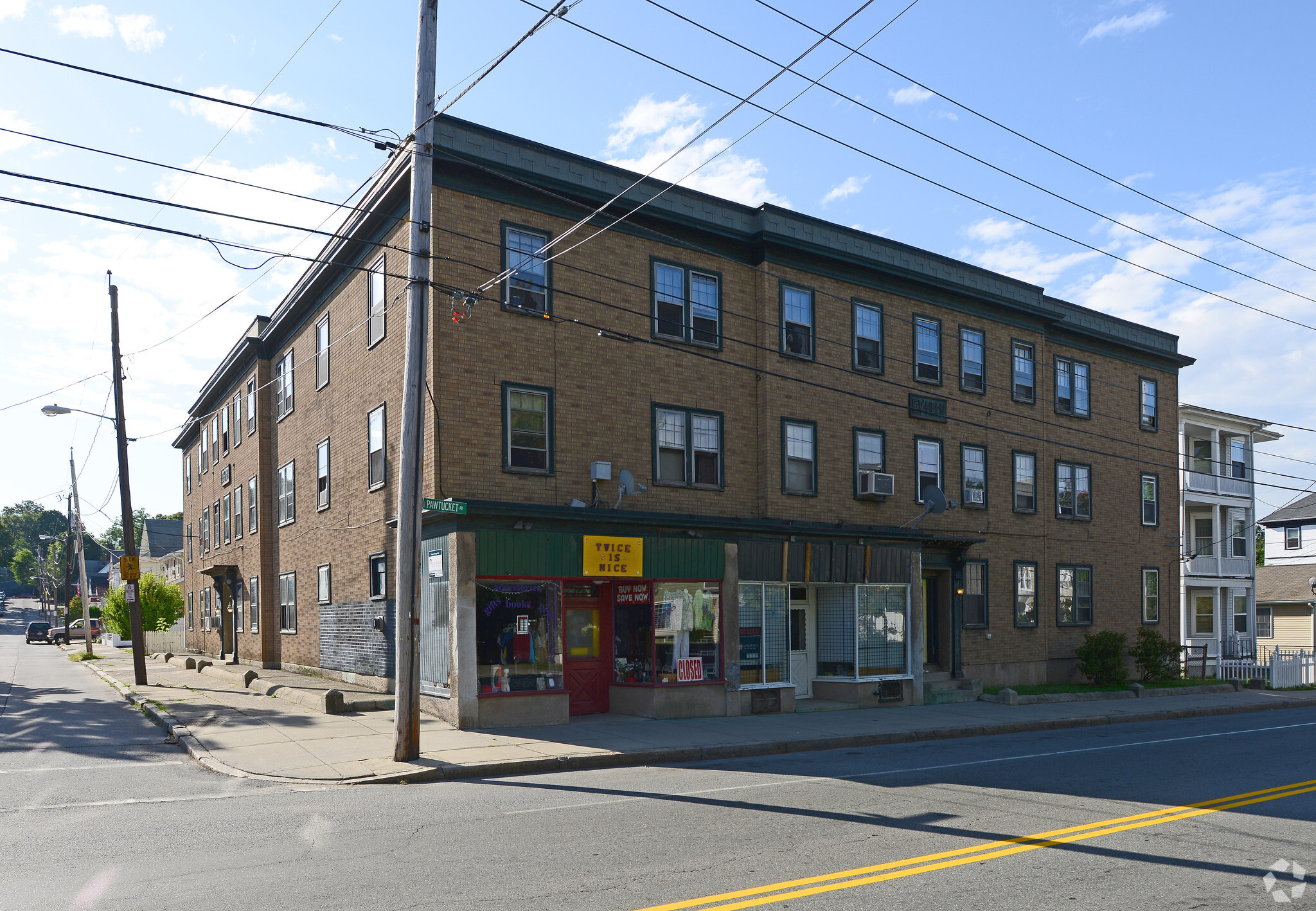 418-422 Pawtucket Ave, Pawtucket, RI à vendre Photo principale- Image 1 de 1