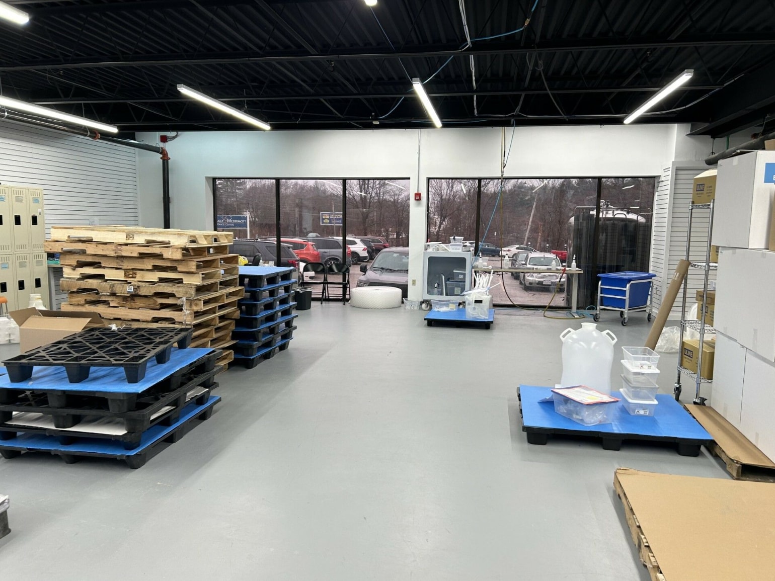 421 Washington St, Auburn, MA for sale Interior Photo- Image 1 of 6