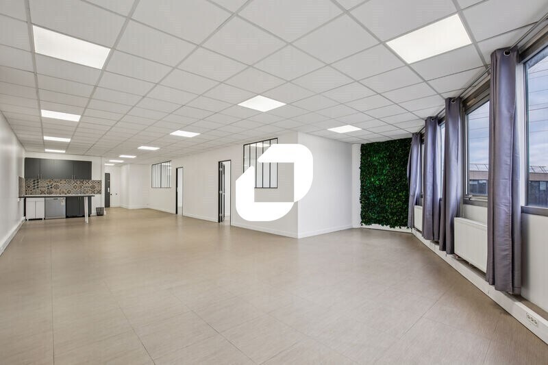Office in Nanterre for sale - Interior Photo - Image 3 of 9