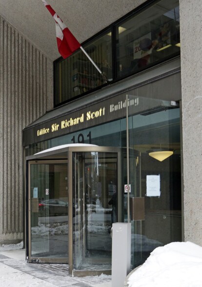 120 Metcalfe St, Ottawa, ON à louer - Photo du bâtiment - Image 2 de 9