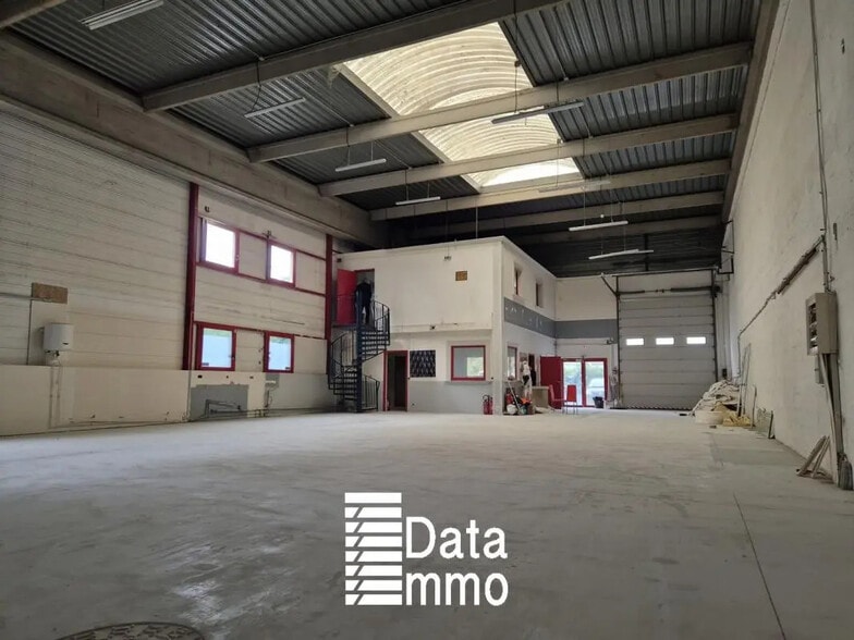 11 Rue Marcel Dassault, Bondy for lease - Building Photo - Image 3 of 12