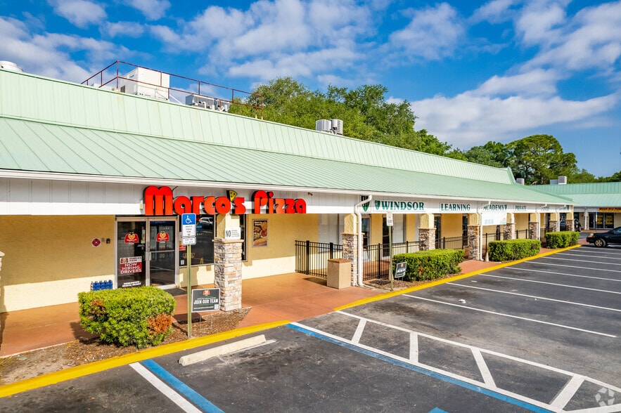 6902-7008 Hanley Rd, Tampa, FL for lease - Building Photo - Image 3 of 7