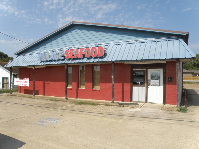 2503 W Oak St, Palestine, TX for lease - Building Photo - Image 1 of 32