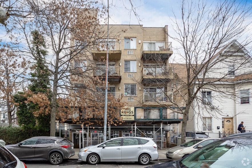 145 Kenilworth Pl, Brooklyn, NY for sale - Building Photo - Image 3 of 7