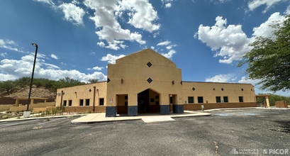 32 Boulevard del Rey David, Nogales, AZ for sale Interior Photo- Image 1 of 9