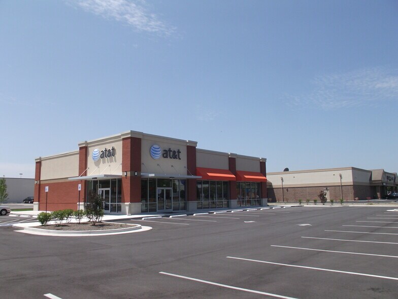 1291 Oak Ridge Tpke, Oak Ridge, TN à louer - Photo du bâtiment - Image 3 de 4