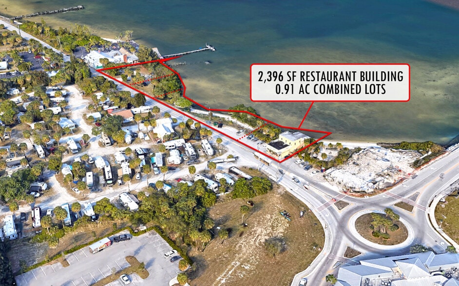 3825 NE Indian River Dr, Jensen Beach, FL for sale - Building Photo - Image 1 of 4