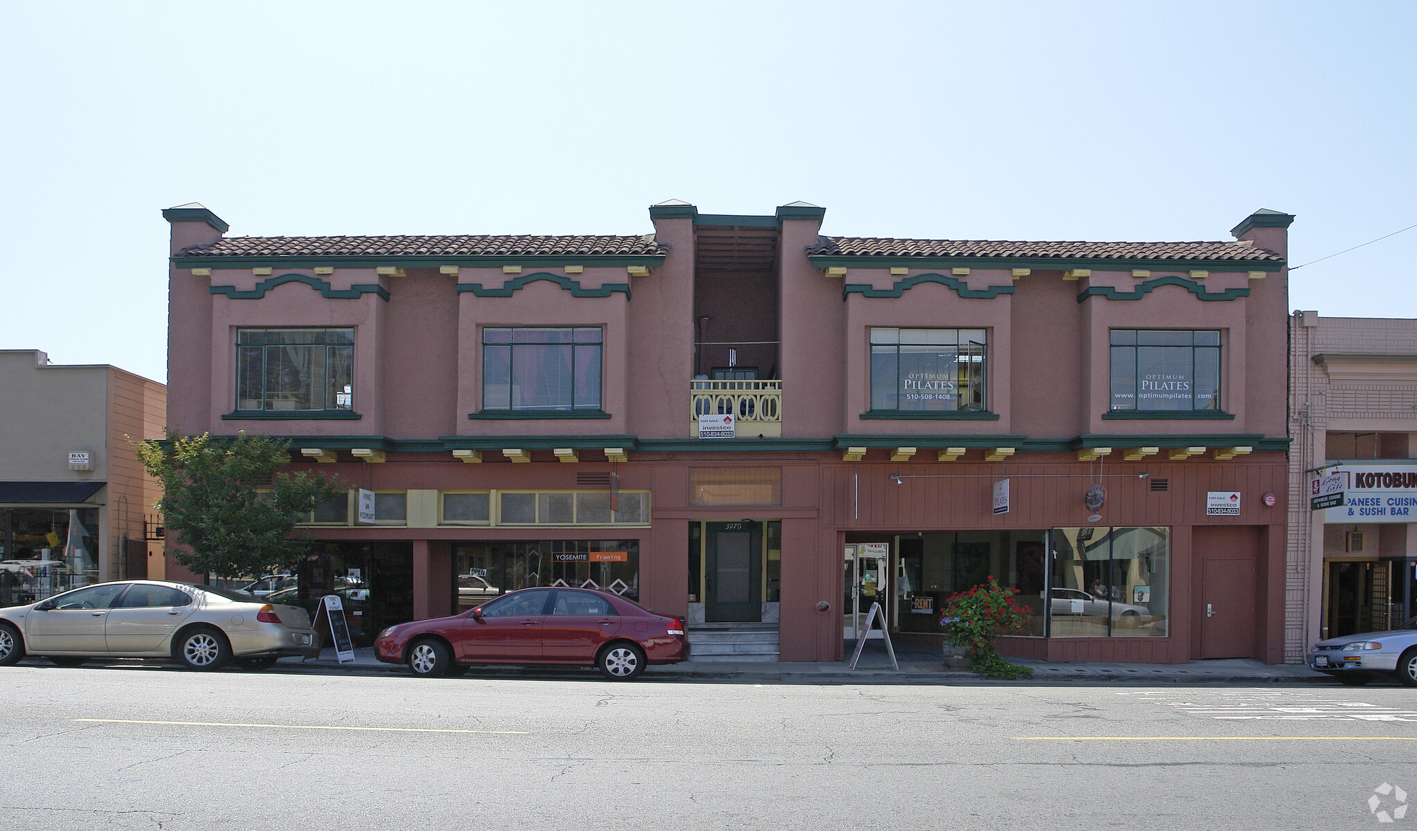 3966 Piedmont Ave, Oakland, CA for lease Primary Photo- Image 1 of 21