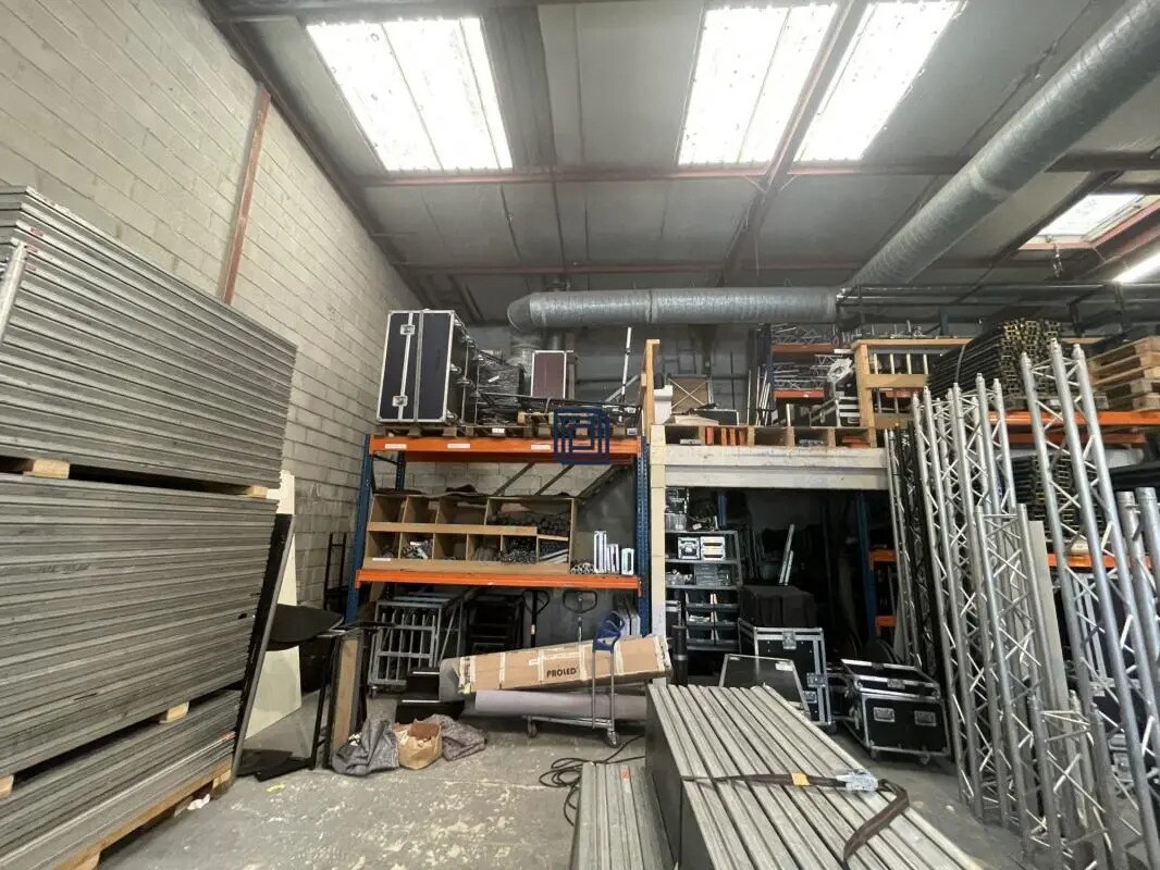 Industrial in Lagny-sur-Marne for lease Interior Photo- Image 1 of 13