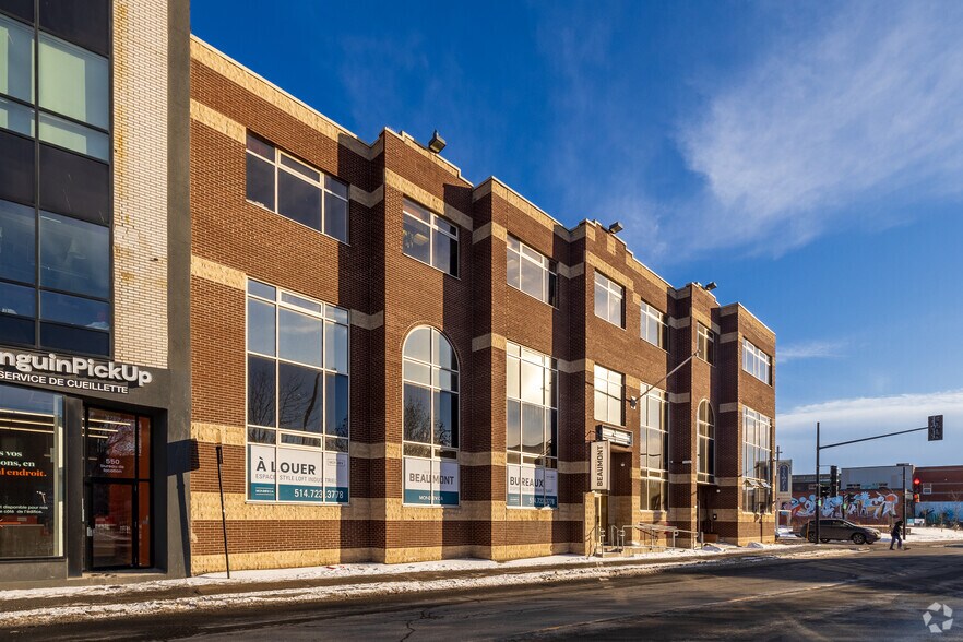 6855 Av De L'épée, Montréal, QC à louer - Photo du bâtiment - Image 2 de 22