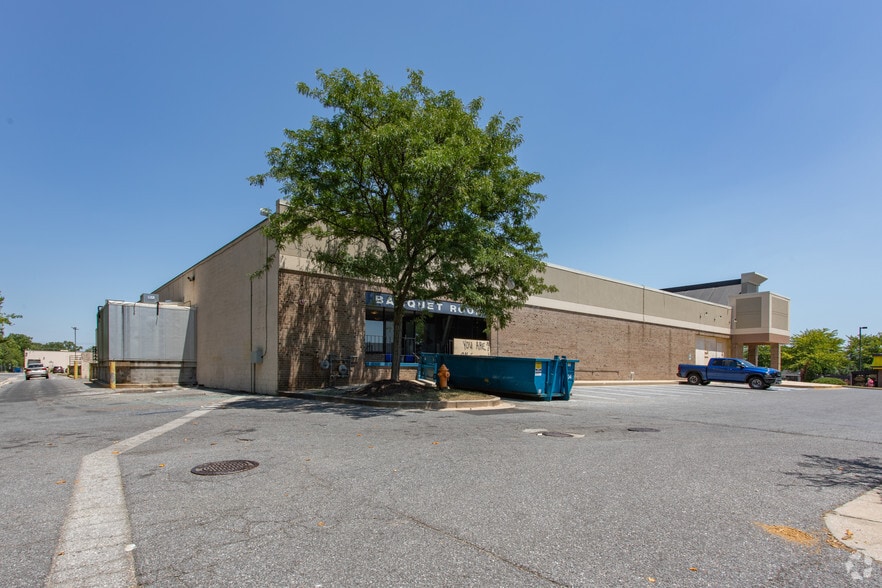 8704-8820 Belair Rd, White Marsh, MD for lease - Building Photo - Image 3 of 10