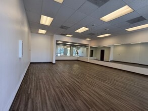 3500 Overland Ave, Los Angeles, CA for lease Interior Photo- Image 2 of 8