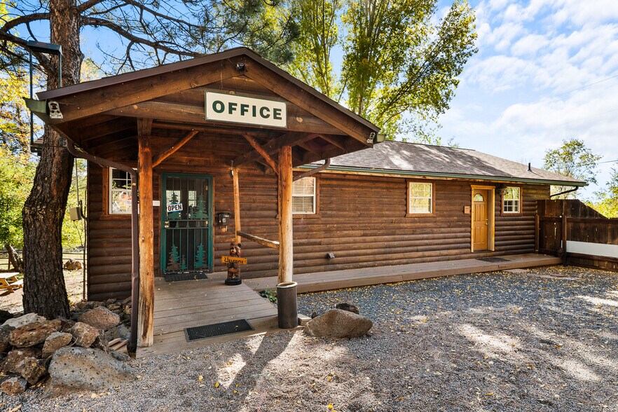 2089 E White Mountain Blvd, Pinetop, AZ à vendre - Photo du bâtiment - Image 2 de 46