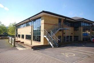 Priory Dr, Newport à louer Photo du bâtiment- Image 1 de 23