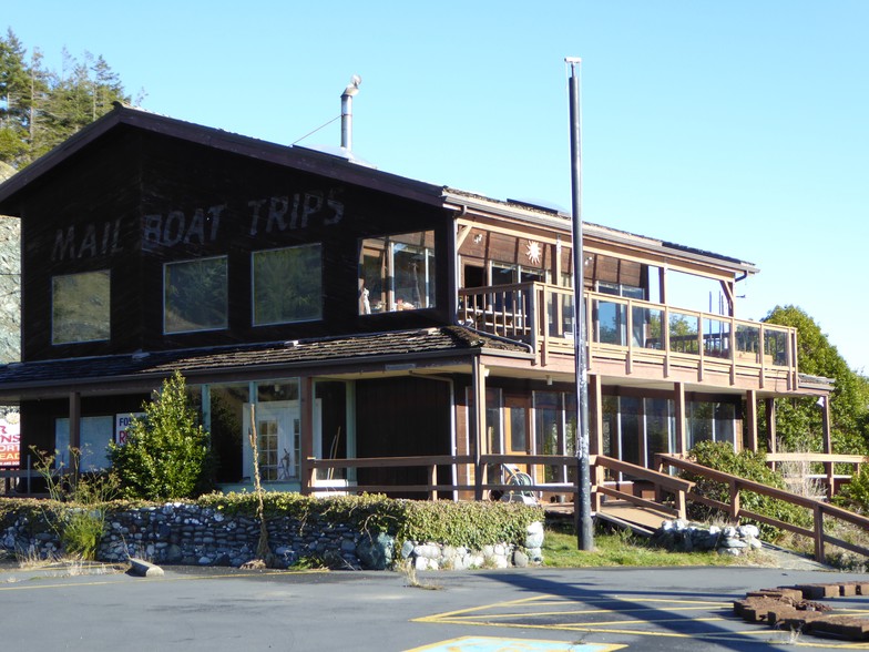 94294 N Bank Rogue River Rd, Gold Beach, OR for sale - Building Photo - Image 1 of 1