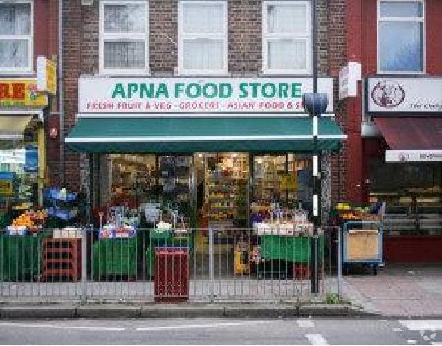 337 Vicarage Farm Rd, Hounslow for lease Primary Photo- Image 1 of 7