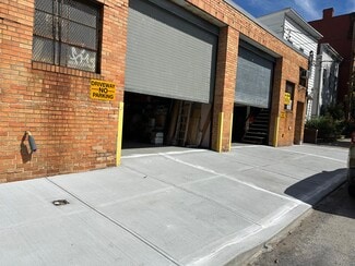 Plus de détails pour 11023 15th Ave, College Point, NY - Industriel à vendre