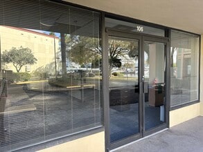 915 Middle River Dr, Fort Lauderdale, FL for lease Interior Photo- Image 1 of 1