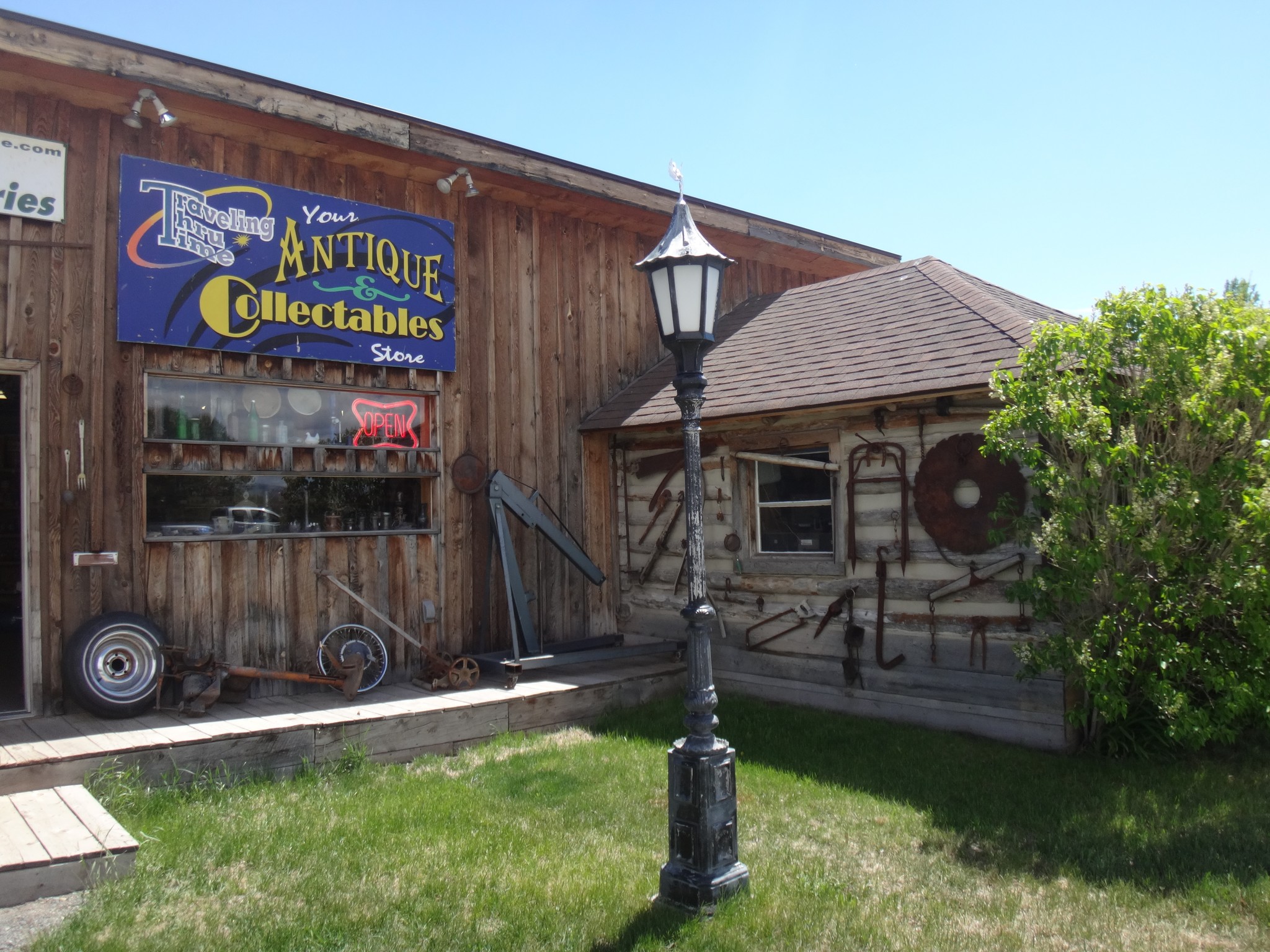 401 S Main St, Twin Bridges, MT for sale Primary Photo- Image 1 of 1