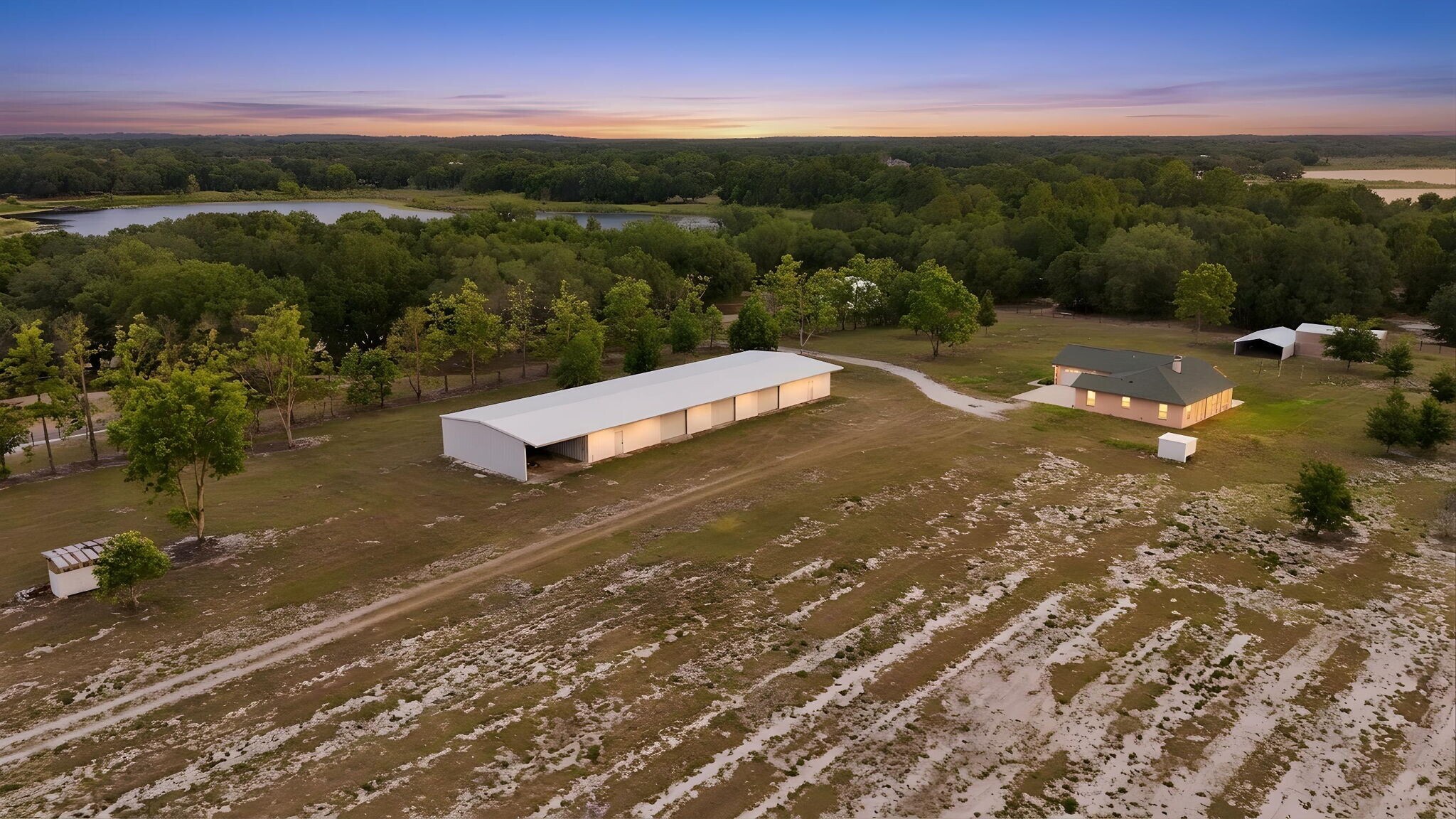 14433 Lake Yale Rd, Umatilla, FL à vendre Photo principale- Image 1 de 34