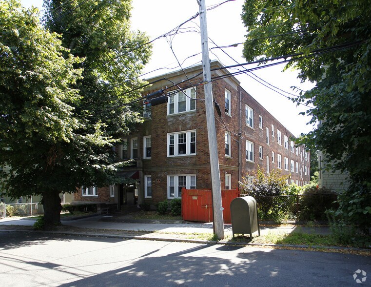 77 Green St, Lynn, MA à vendre - Photo principale - Image 1 de 1