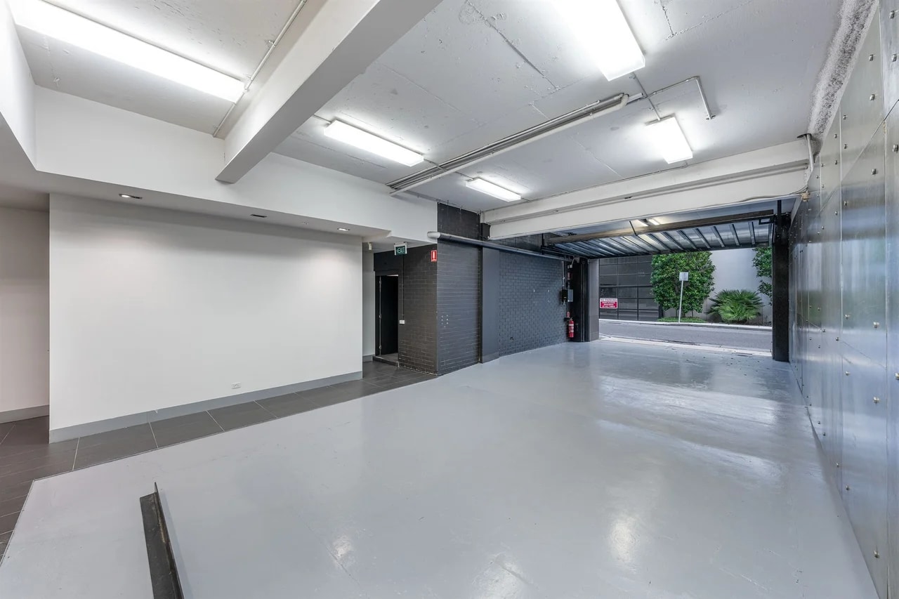 21 Newton St, Cremorne for sale Interior Photo- Image 1 of 7