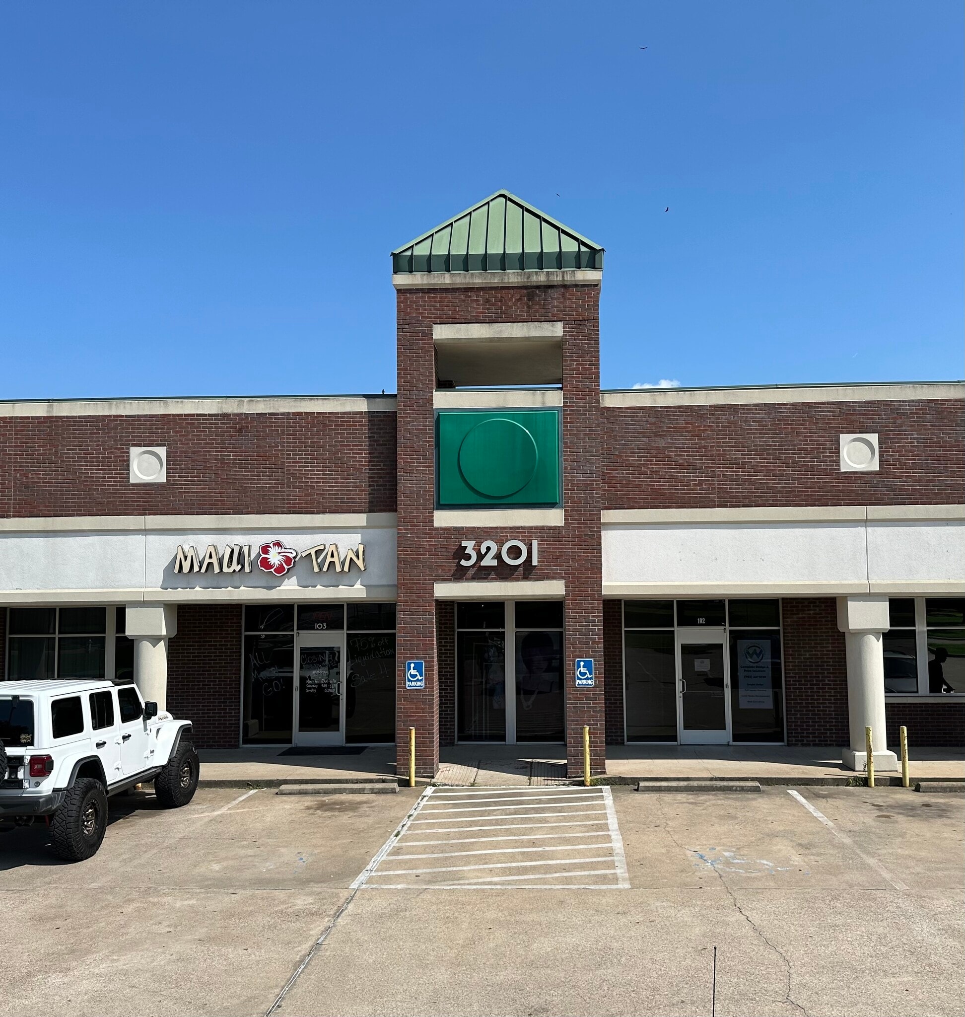 3201 W 7th Ave, Corsicana, TX for lease Building Photo- Image 1 of 6