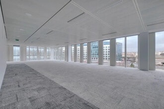 21 Rue Bara, Issy-les-Moulineaux for lease Interior Photo- Image 2 of 5