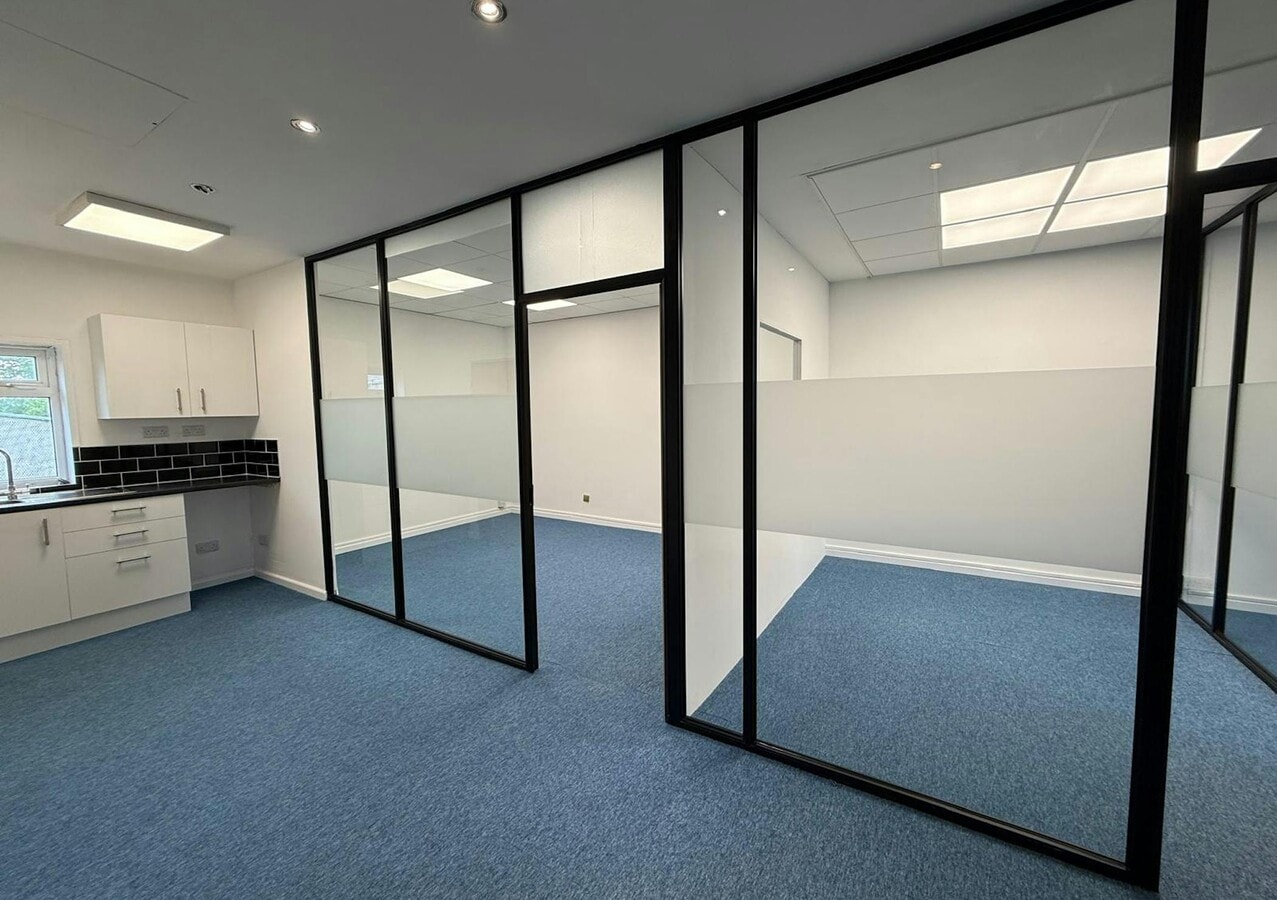 Downley Rd, Havant, HAM PO9 2NP - Unité 27 -  - Photo intérieure - Image 1 of 3