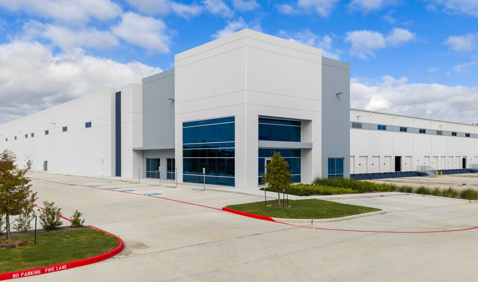 12330 Lockwood Rd, Houston, TX for sale - Building Photo - Image 2 of 10