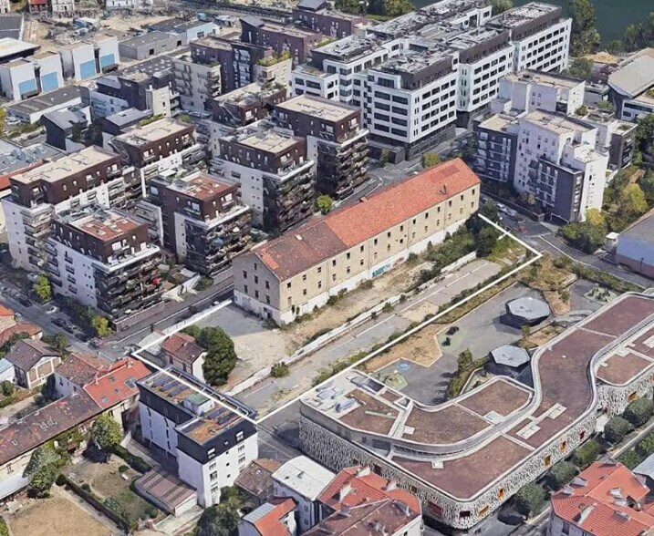 Flex dans Vitry-sur-Seine à louer - Photo du bâtiment - Image 2 de 3