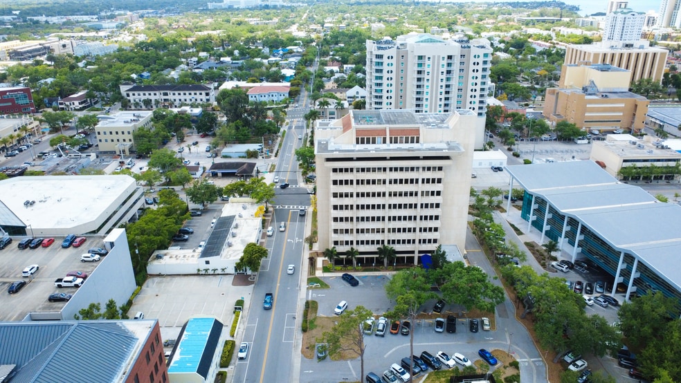 1777 Main St, Sarasota, FL for sale - Building Photo - Image 3 of 8