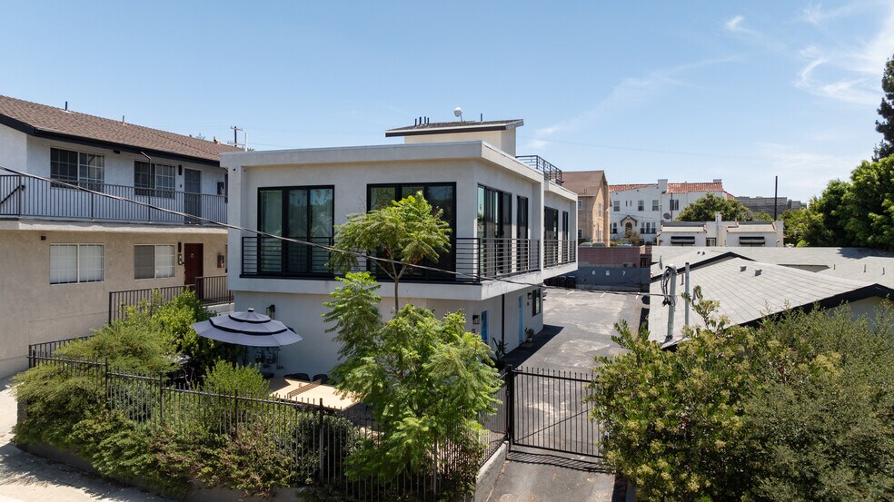 908-912 Everett St, Los Angeles, CA à vendre - Photo du bâtiment - Image 3 de 18