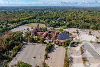 Plus de détails pour 20000 W 9 Mile Rd, Southfield, MI - Spécialité à vendre