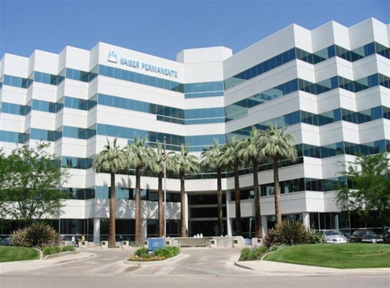 1200 Discovery Dr, Bakersfield, CA for lease - Building Photo - Image 1 of 7