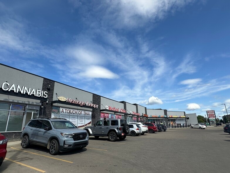 11244-11250 82 St NW, Edmonton, AB for lease - Building Photo - Image 1 of 5