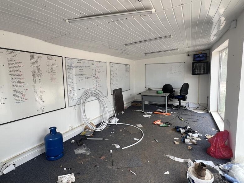 104-108 Avon St, Coventry à louer - Photo intérieure - Image 3 de 8