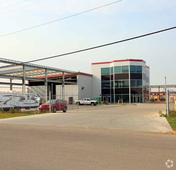 6208 72A Ave NW, Edmonton, AB à vendre - Photo principale - Image 1 de 1