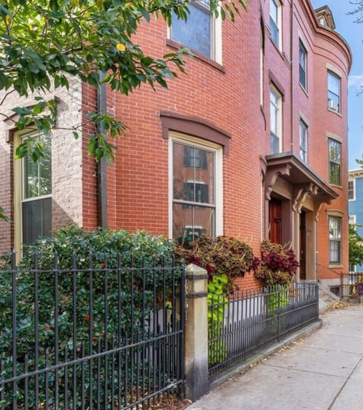 46 High St, Charlestown, MA à vendre - Photo du bâtiment - Image 2 de 23